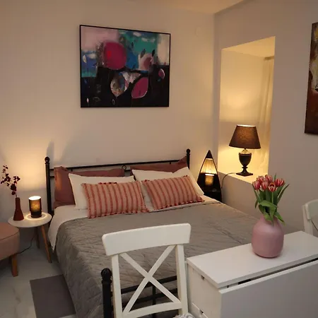 Art Rovinj-holiday- Im Herzen Der Altstadt Eine Moderne By Interhome Rovinj