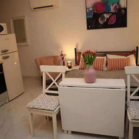 Art Rovinj-holiday- Im Herzen Der Altstadt Eine Moderne By Interhome Apartament