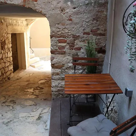 Apartament Art Rovinj-holiday- Im Herzen Der Altstadt Eine Moderne By Interhome *
