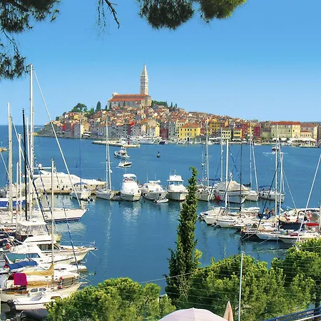 Art Rovinj-holiday- Im Herzen Der Altstadt Eine Moderne By Interhome Rovinj